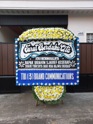 Papan Bunga Duka di Cipurut